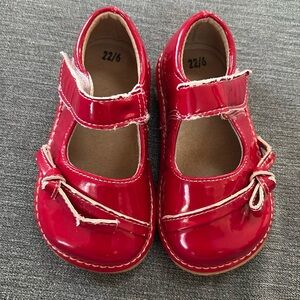 Alligator Squeaker Red Dress Shoes Size 6